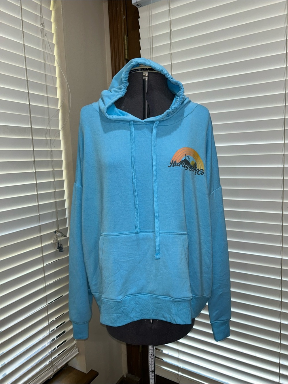 Hurley Light Blue Tencel pullover Hoodie with Sunset Graphic Women’s XL NWT
